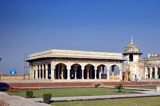 Diwan-e-Khaas in 2011 diwankhas3.jpg