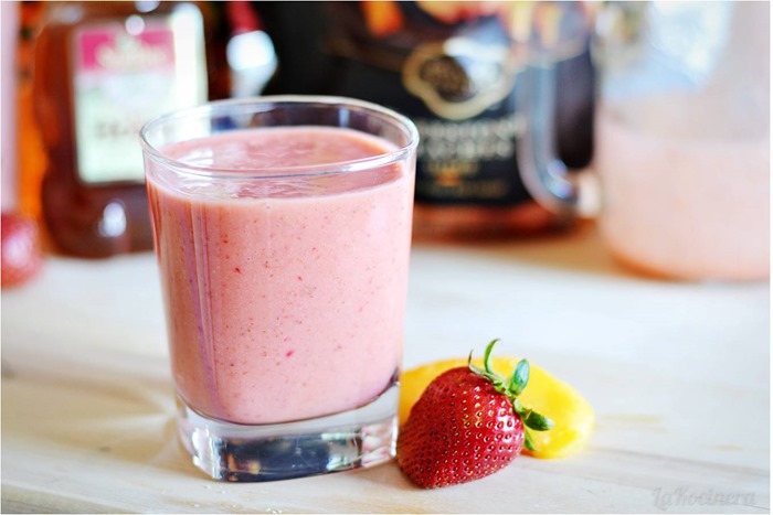 strawberry peach smoothie 3