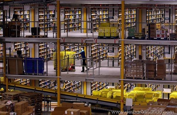armazem-por-dentro-inside-amazon-warehouse-desbaratinando (9) armazem-por-dentro-inside-amazon-warehouse-desbaratinando (9)