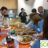 BoroParkHatzolahGiveTurkeyDinnersToFDNYNYPDHospitalWorkers