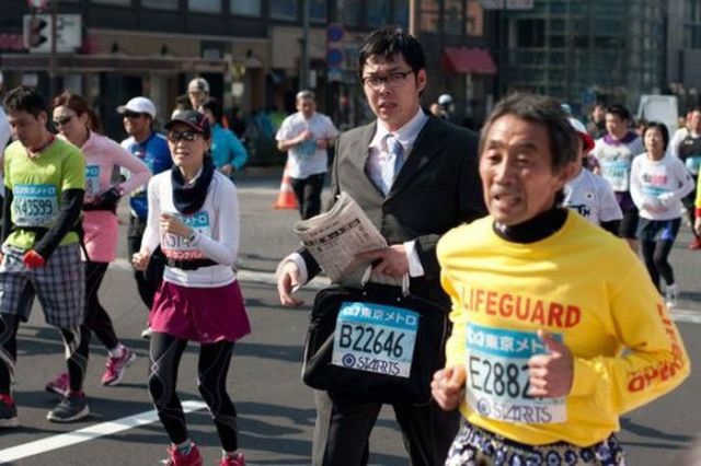 [tokyo-marathon-costumes-16%255B2%255D.jpg]