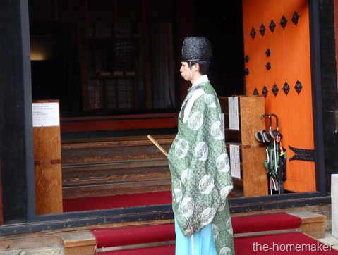 Shinto Priest @ Yasaka Shrine, Kyoto