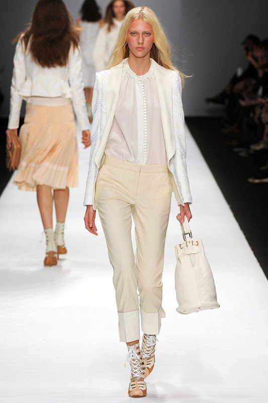 vanessa-bruno-spring-2013-16 vanessa-bruno-spring-2013-16