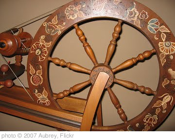 'The wheel, close up' photo (c) 2007, Aubrey - license: http://creativecommons.org/licenses/by/2.0/