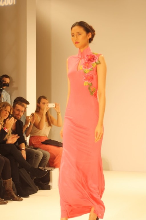 [LFW-VFS-Designer-2-032.jpg&description=LFW: Vauxhaul Fashion Scout: Fashion Shenzhen')]