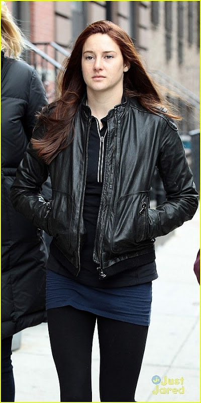The New Mary Jane Watson Revealed in The Amazing Spider-Man 2 00