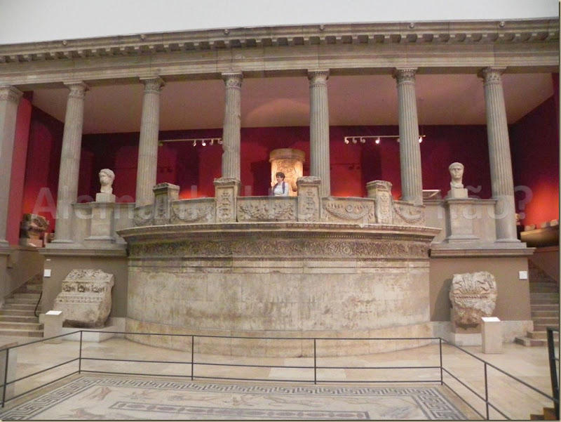 Pergamon 8 Pergamon 8