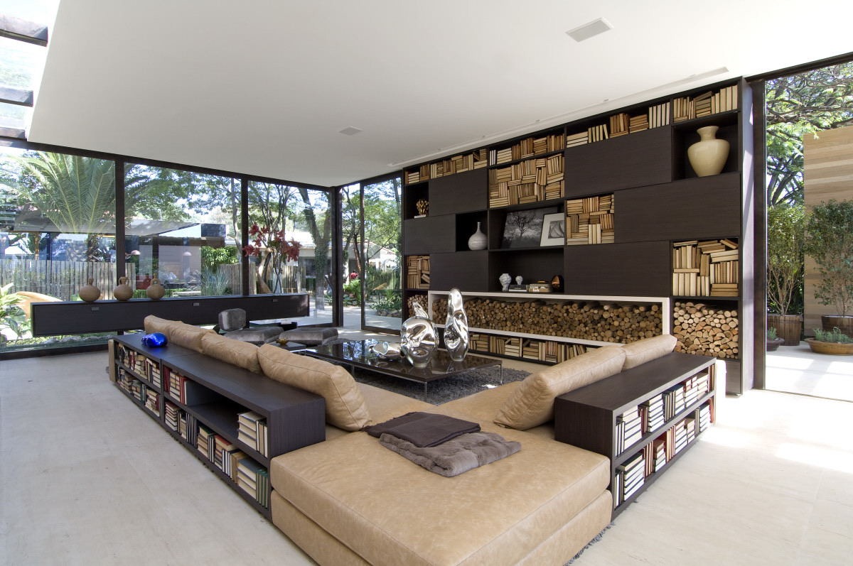[outdoor-indoor-living-room-with-bookshelves%255B7%255D.jpg]