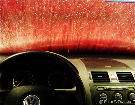 Biltvätt med borstar tar 10 min - Ren lika länge! | FixarFarsan