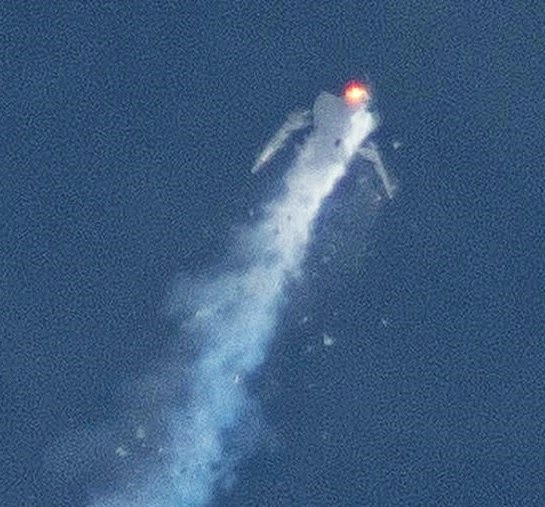 [1414797287578_Image_galleryImage_The_Virgin_Galactic_Space%255B4%255D.jpg]