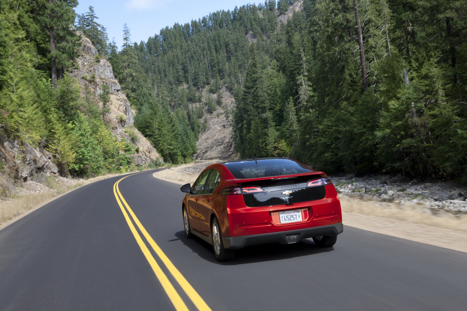 [2012-Chevrolet-Volt-10%255B2%255D.jpg]