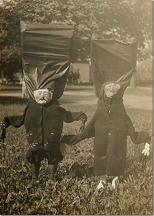 creepy-black-white-photos-1