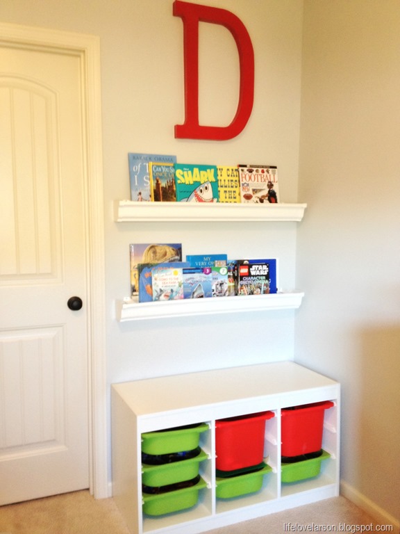 [rain%2520gutter%2520bookshelves%25201%255B3%255D.jpg]
