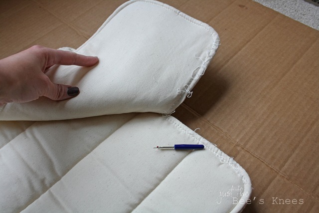 remove_top_of_cushion