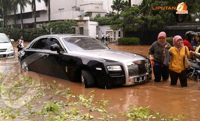 Rolls-Royce-Ghost-7 Rolls-Royce-Ghost-7