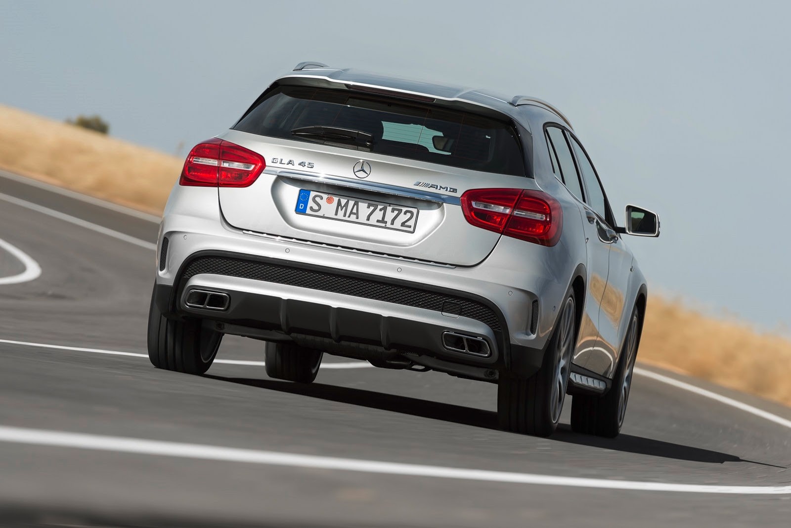 [Mercedes-GLA-45-AMG-9%255B2%255D.jpg]