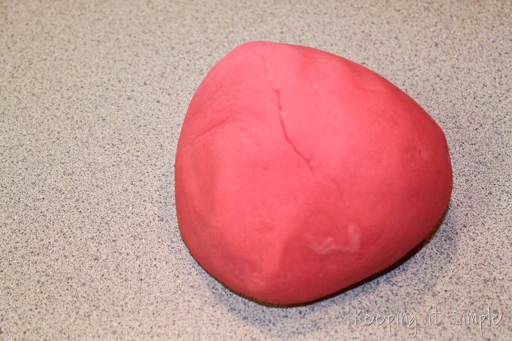 [homemade-play-dough-easy-valentine%2520%25284%2529%255B8%255D.jpg]