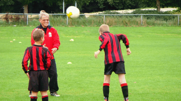 2011 - 07 SEP - WVV E5 TRAINING IN TENUE 19-MOTION.gif