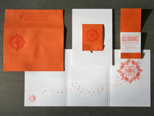 Here, the complete invitation suite.