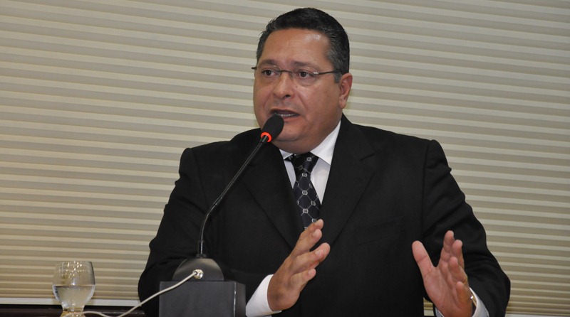[Dep_Ezequiel_03%255B4%255D.jpg]