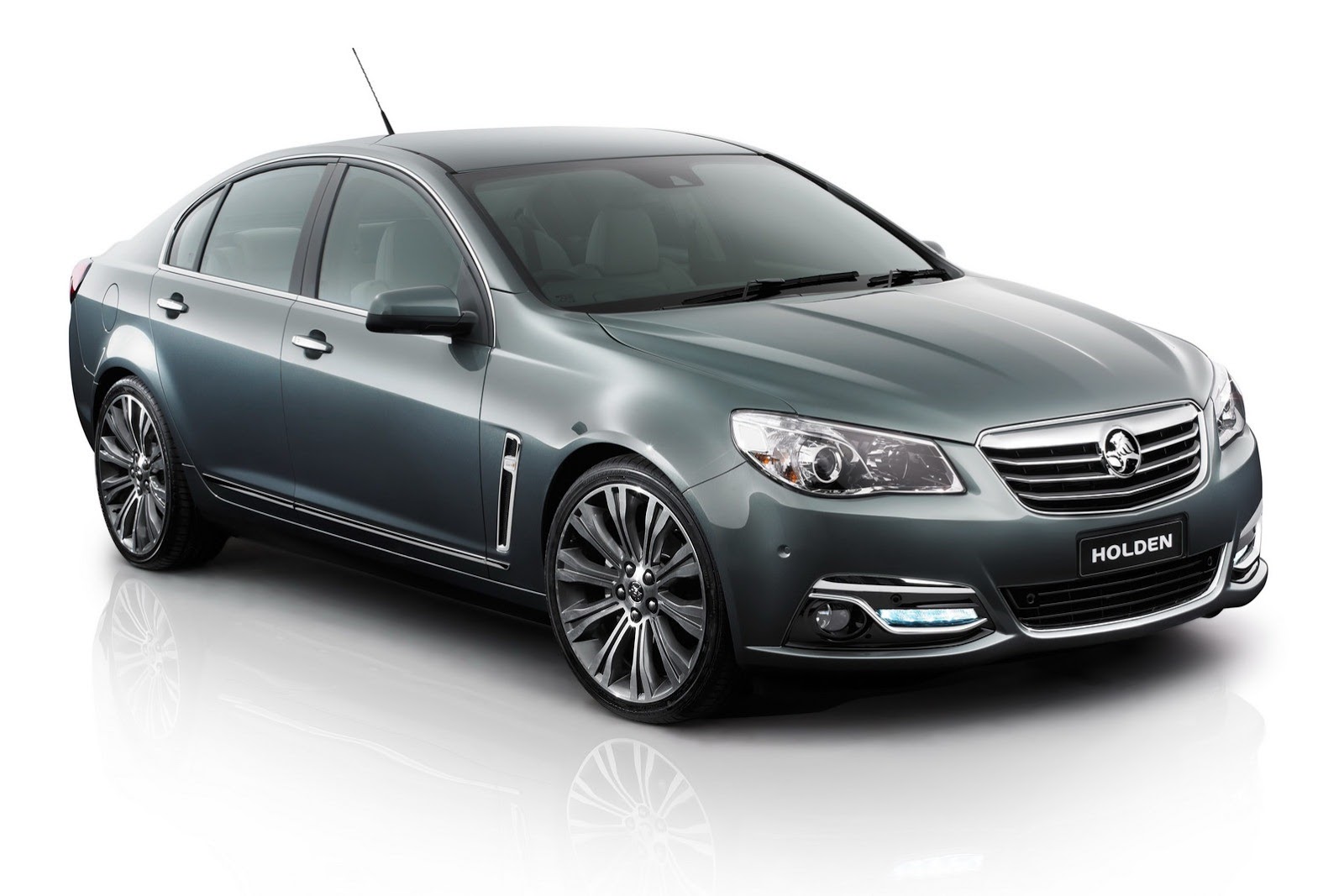 2014-Holden-Commodore-VF-2[2].jpg