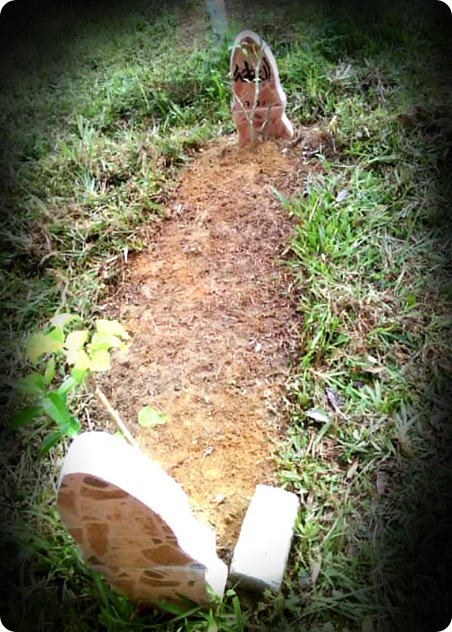 kubur mak kubur mak
