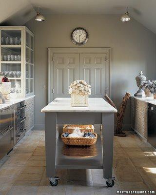 Of course I love Martha's servery. http://pinterest.com/pin/219057969344674266/