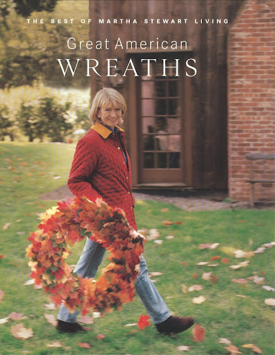There are many beautiful wreath decorating ideas in this Martha Stewart Living Great American Wreaths book. There are many beautiful wreath decorating ideas in this Martha Stewart Living Great American Wreaths book.