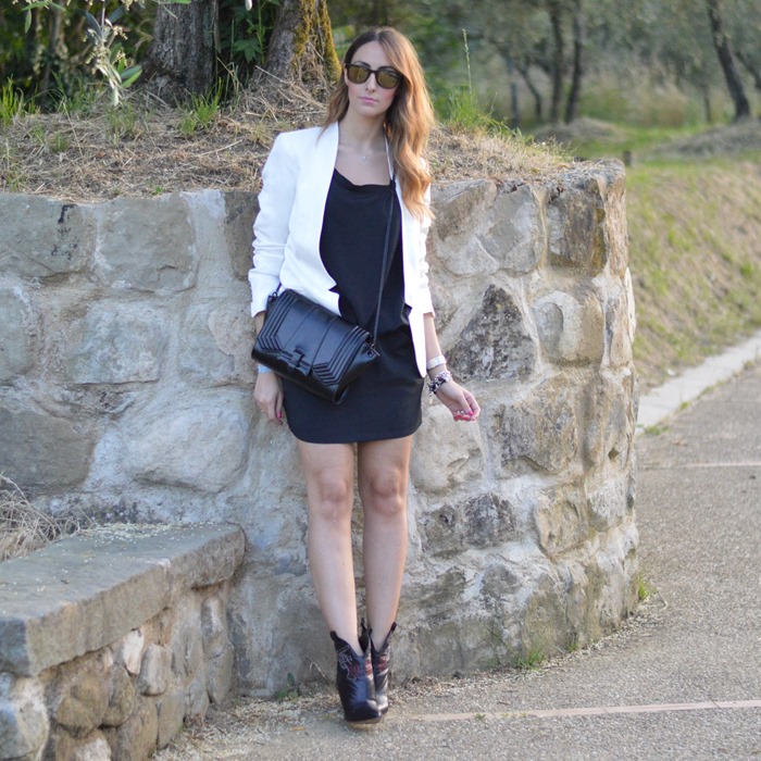 Black dress, white blazer, vestitino nero, borsa zara, outfit vestito nero, fashion blogger vestito, rupert sanderson, carrera, carrera sunglasses, occhiali da sole carrera, zara bag, borsa di zara, dior le vernis, dior nailpolish