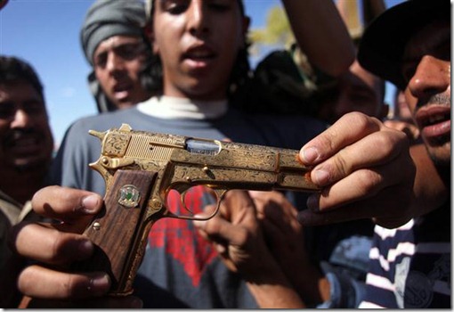 Inilah Pistol Gadhafi