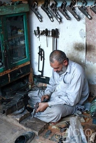 [pakistani-gun-manufacturer-a83c34%255B2%255D.jpg]