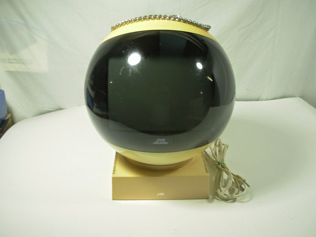 [JVC%2520Videosphere%2520black%2520and%2520white%2520television%2520model%25203240AQC%2520front%255B4%255D.jpg]