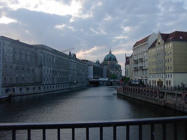 river-spree river-spree