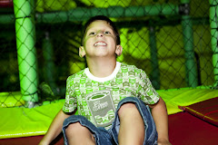 Album (digital) de fotos de Pedro 5 anos de FranMatos Estudio Fotografico, que faz fotografia de gravidas (fotos de gestantes), fotos de bebes, fotos de criancas (fotografia infantil); book fotografico, book infantil, book adulto, book de modelos; festas infantis, batizados, fotos de 15 anos, fotos de casamento, noivados, familia, bebes, 1 ano, criancas, infantil, acompanhamento de gravidas, eventos em geral e fotografia para aplicacao em produtos: bolsas com fotos, quebra cabeca de fotos, calendario de fotos, camisa com fotos, almofadas com fotos, quadro scrapbook e puff com fotos. Atendimento na cidade de Sao Paulo (SP), para todo o estado de Sao Paulo. fotografia infantil de bebês crianças familia gestantes grávidas estúdio fotográfico estudio fotos book retrato puff com fotopresentes calendário stúdio