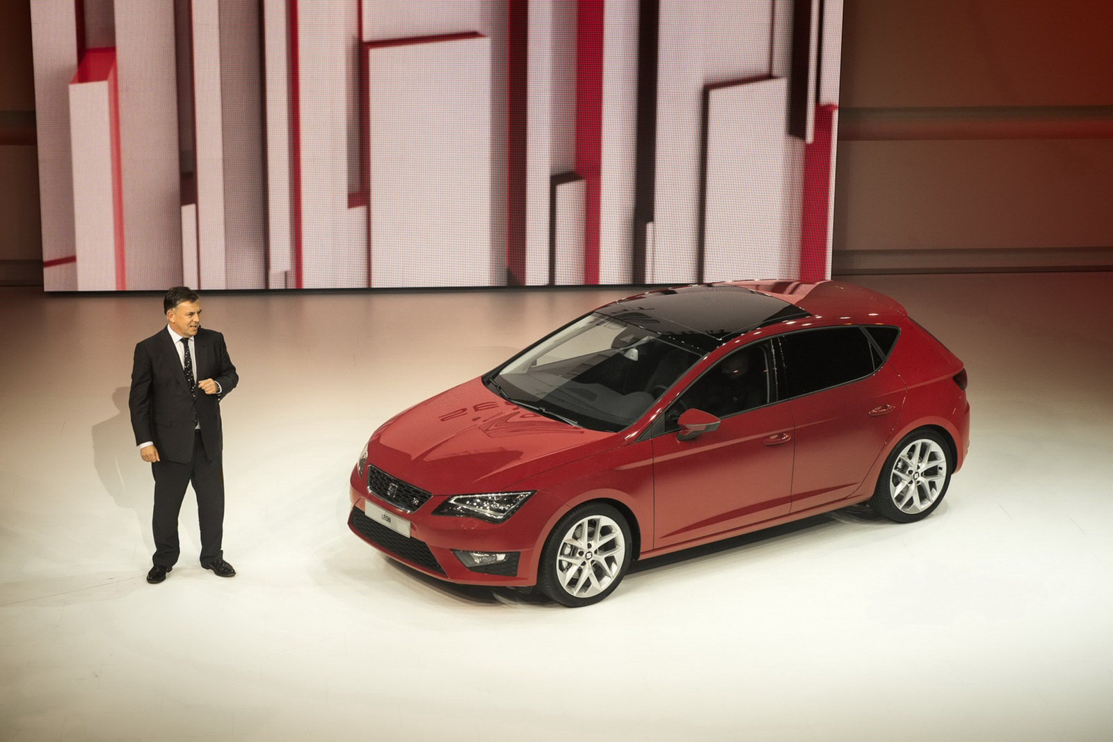 [SEAT-Leon-2013-01%255B2%255D.jpg]