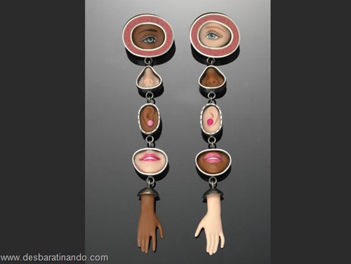 brincos barbie pedaços partes bonecas desbaratinando (6) brincos barbie pedaços partes bonecas desbaratinando (6)