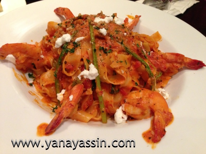 [italiannies-1624.jpg]