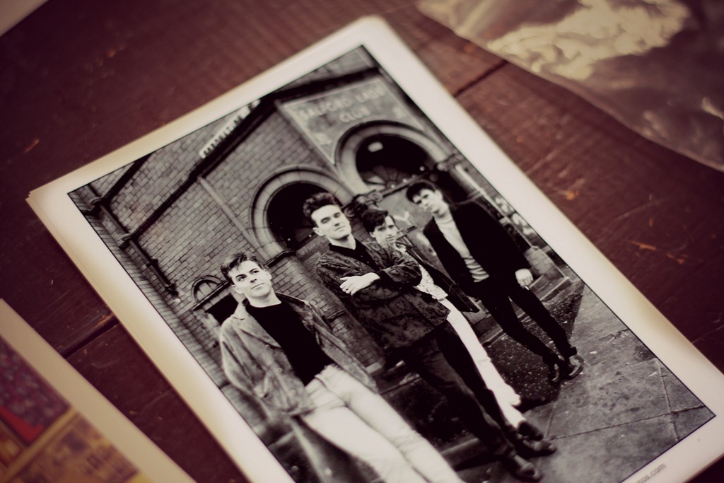 [THE%2520SMITHS%2520POST%2520CARD%255B5%255D.jpg]