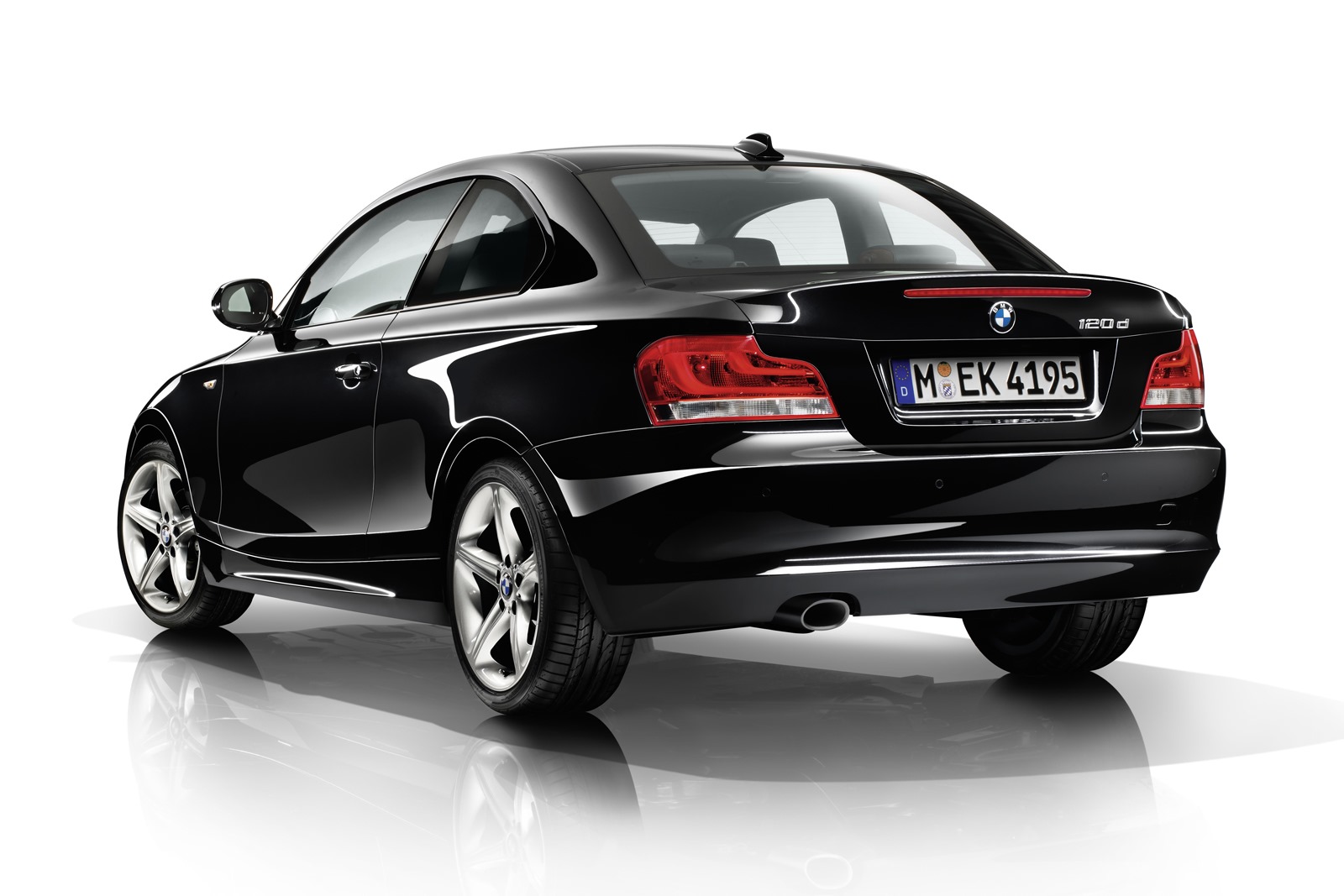 [View-8-BMW-1-Series-Coupe%255B3%255D.jpg]