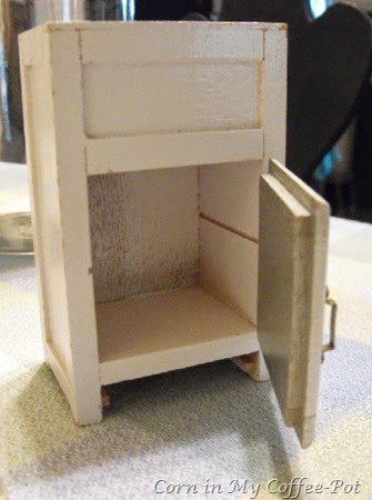 Ice Box Miniature Ice Box Miniature