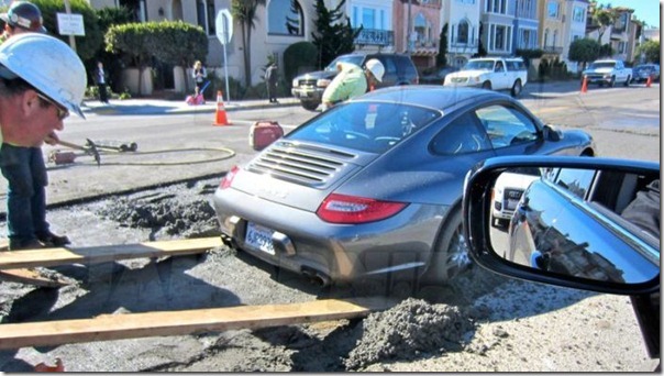 Porsche atolado no cimento (1)