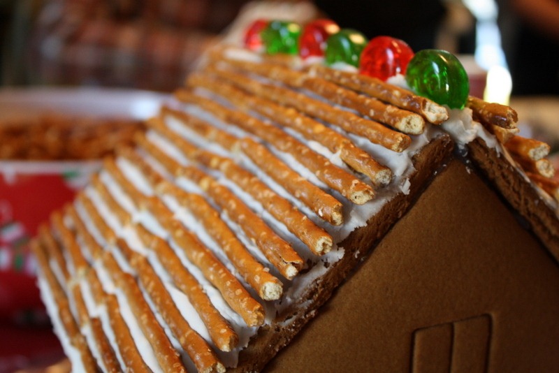 [Gingerbread%2520Party%25202011%2520018%255B3%255D.jpg]