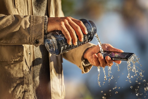 Xperia Z waterbottle