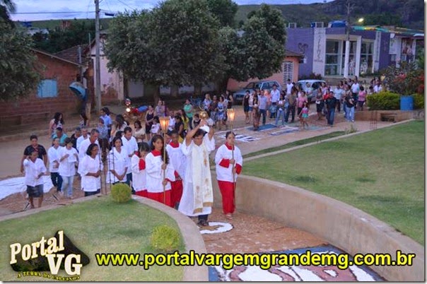 procissão de corpus christi em v.g portal vargem grande (77)