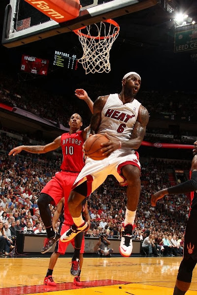 LeBron Laces Up a Nike Soldier Shoe First Time Since 2009