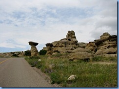 1866 Alberta - Writing-On-Stone Provincial Park - hoodoos