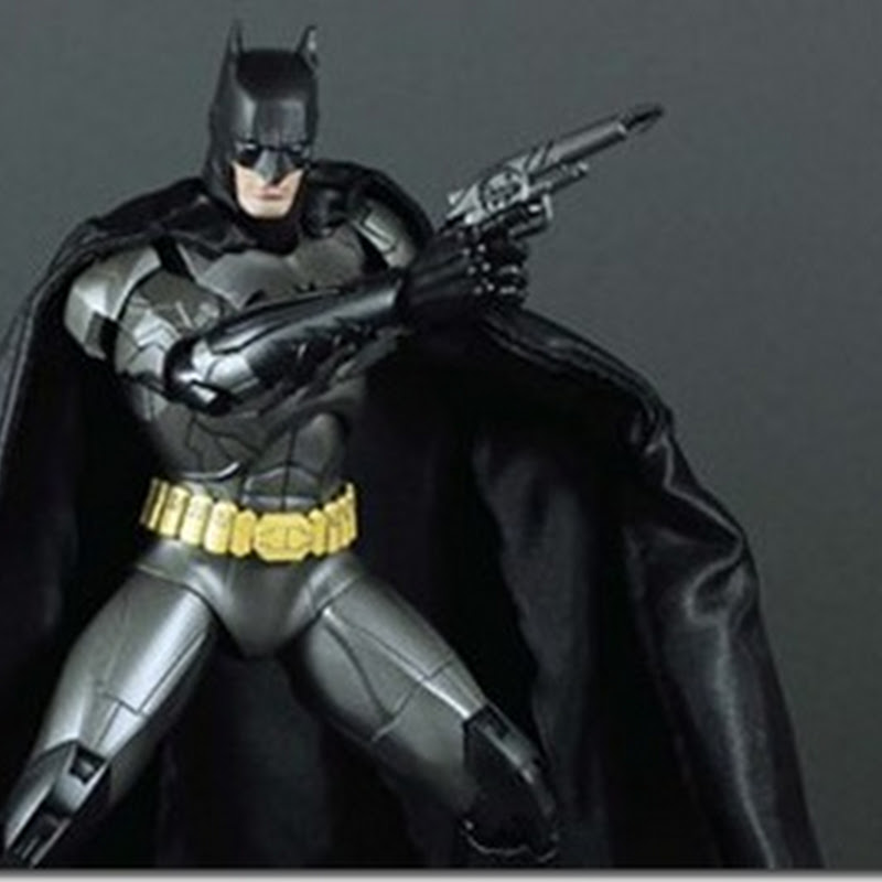 Ich liebe diese riesige Batman-Figur aus Metall