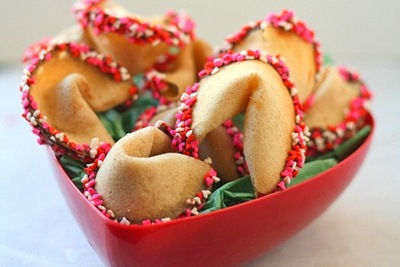 Valentine fortune cookies to make Valentine fortune cookies to make