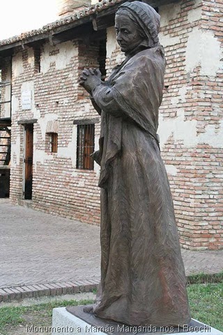 [estatua%2520em%2520mexico%255B14%255D.jpg]