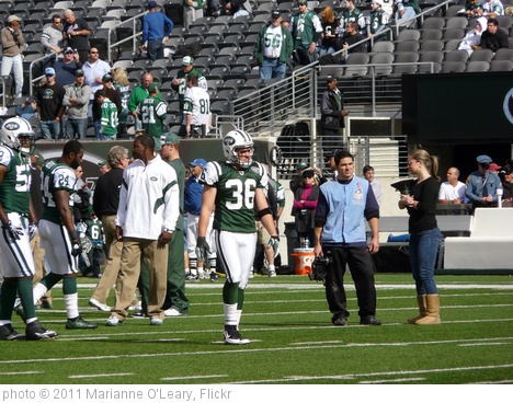 'New York Jets Safety Jim Leonhard' photo (c) 2011, Marianne O'Leary - license: http://creativecommons.org/licenses/by/2.0/